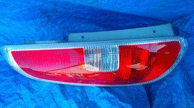 Задня лампа ліва skoda roomster фото №1