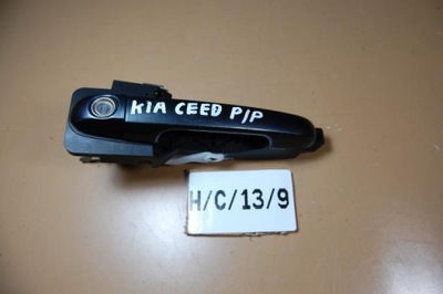 Ручка двері права правий перед передня kia ceed i фото №1