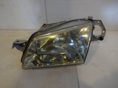 Противотуманная фара перед передний левый mazda 323 98-03rok фото №1