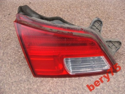 SUBARU OUTBACK 10R LAMP IN BOOTLID COMPLETE SET LEFT  