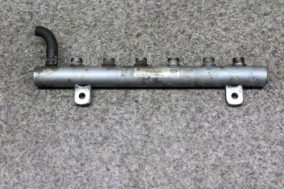 Vw crafter 2.5tdi молдинг впрыскная 076130093c фото №1