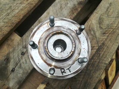 Voyager town caravan lancia 08-17r ступиця задня фото №1