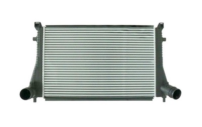 Радіатор інтеркулер vw arteon t-roc 12 13 14 15- фото №1