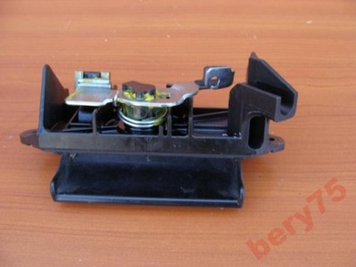 Toyota corolla verso 03r ручка багажника фото №1