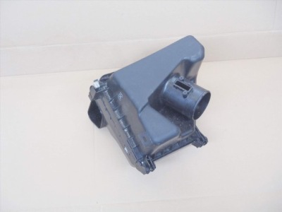 Auris avensis verso дизель корпус фильтр воздуха фото №1