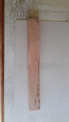 DR0623 drewno Jabłoń kolba tralki toczenie 53 cm x 6,8 cm x 2,3 cm