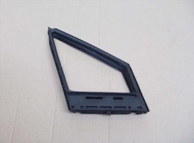 Lexus nx 14-17 прокладка стекло треугольник дверь перед фото №1