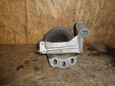 Mazda cx5 кронштейн кронштейн двигателя 1724 фото №1