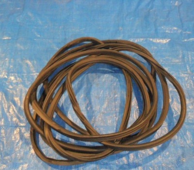 Vw touareg 2010-14r прокладка крышки задний фото №1