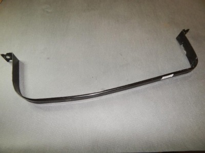 Audi a3 8v кронштейн бака 5q0201656d фото №1