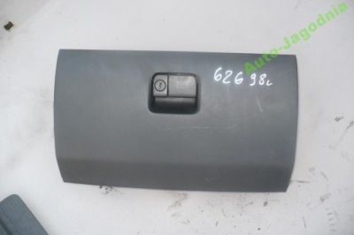 Mazda 626 gf v бардачок фото №1