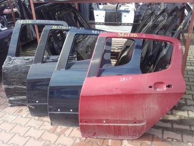 Peugeot 308 двері лівий задня 5d фото №1