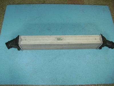 Радіатор інтеркулер 8u0145805 c фото №1