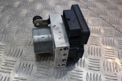 Насос abs esp porsche 991 gt3 lift 99135575596 фото №1