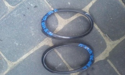 Mazda 3 hb 2006-2008 рамка протитуманної фари права фото №1