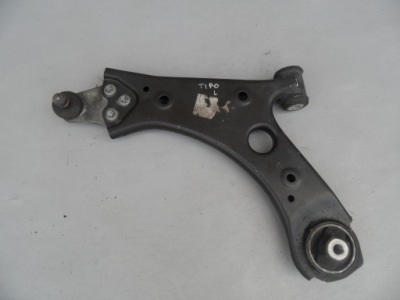 Рычаг левая правая  перед fiat tipo 2 2017 фото №1
