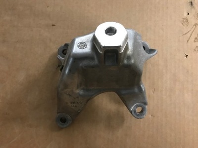 Опора двигателя audi q8 a8 d5 8w0199307l фото №1