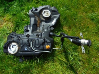 Idealny kpl.zbiornik топлива audi s4 b8 1 фото №1