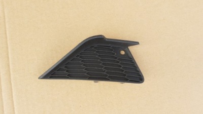 Citroen c5 iii 2008- решётка правая бампер перед фото №1