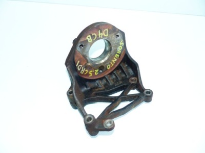 Kia sorento 2.5 crdi d4cb кронштейн насоса впрыска фото №1