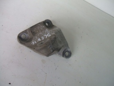 Scenic iii megane кронштейн подушка двигуна 113320021r фото №1