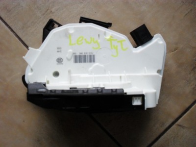 Volkswagen оригінальний номер 5n0839015j замок двері фото №1