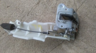 Mazda 5 05-10 замок правый задняя задний дверь фото №1