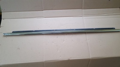 Молдинг хром права передня vw jetta фото №1