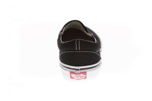 BUTY VANS CLASSIC SLIP-ON VEYEBLK R.37