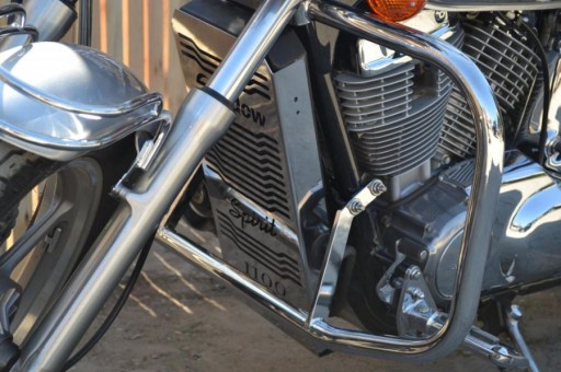 OSŁONA CHŁODNICY HONDA SPIRIT 1100 CZASZKA DŁUGA