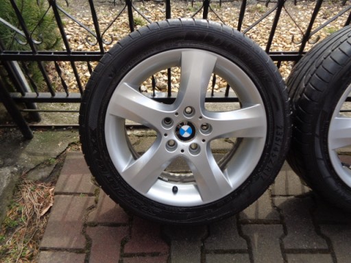 BMW 1.3 КРАСИВЫЙ ОРИГИНАЛЬНЫЙ СПЛАВ 17 235/45 zR17 94 Y