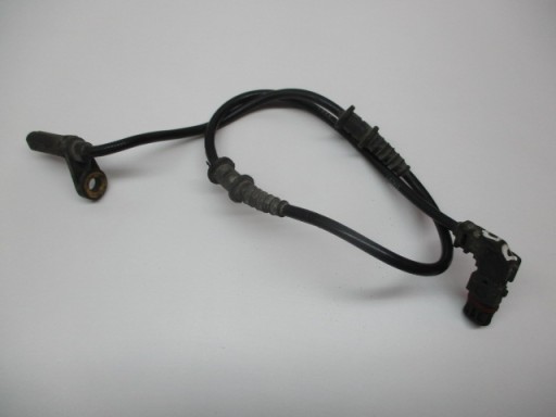 Mercedes W203 передний датчик ABS A2035400417