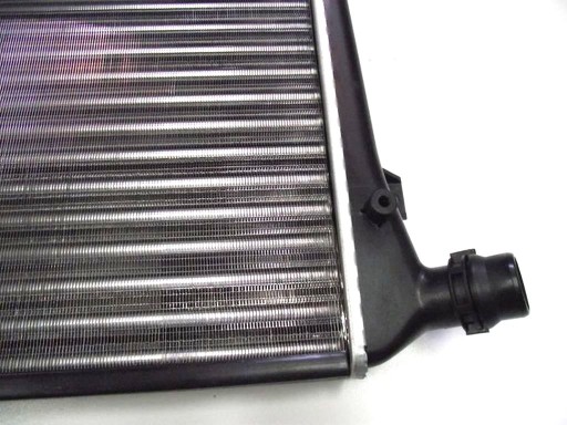 ВОДЯНОЙ ОХЛАДИТЕЛЬ AUDI A3 VW CADDY TOURAN SEAT TOLEDO 1K0121251DP 1.9 2.0TDI