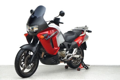 ВЕТРОВОЕ СТЕКЛО HONDA XL 1000 V VARADERO 98-02 LOSTER