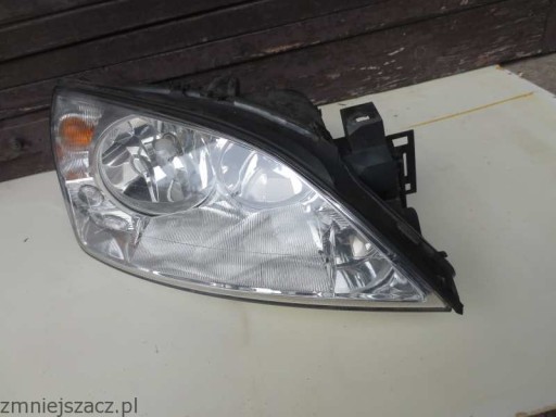 FORD MONDEO MK3 - Lampa przednia PRAWA UK