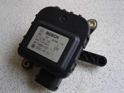 Silniczek Regulator klima Audi A6 0132801125