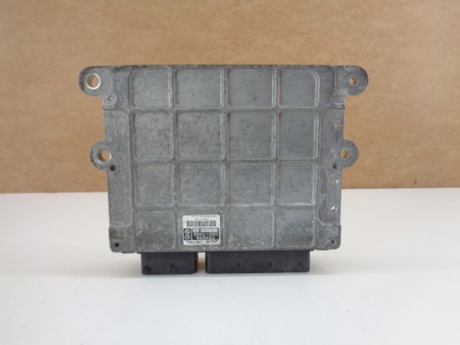 Toyota iq компьютер блок 89661-740601 - фото