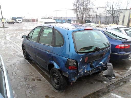 Дверь l и p renault scenic- все запчасти1 - фото