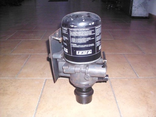 1787216132 - ПІДСТАВА ПОВІТРЯНОГО ФІЛЬТРА ДАФ 95 105 ДЕХУМІДІФІР КСФ