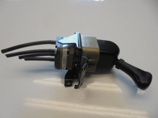 MERCEDES ACTROS MP2 MP3 КЛАПАН РУЧНОГО ТОРМОЗА