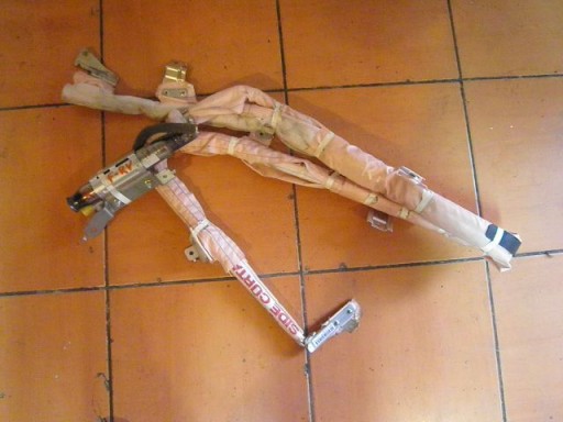 KURTYNA PRAWA HONDA F-RU