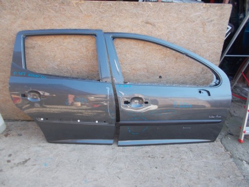 dveře předek přední pravé PEUGEOT 207 06-14