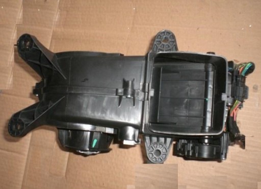 ohřívač KLIMATRONIK záď MERCEDES GL W164 2008 2208209210