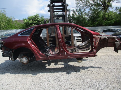 Правый или левый порог на Рено Талисман.