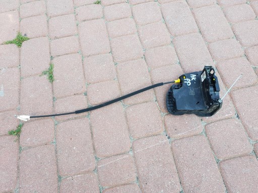 lock door right front Opel Astra 5 V K 13508299