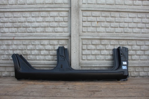 Правый порог стойки Ford Focus II 2 04-11