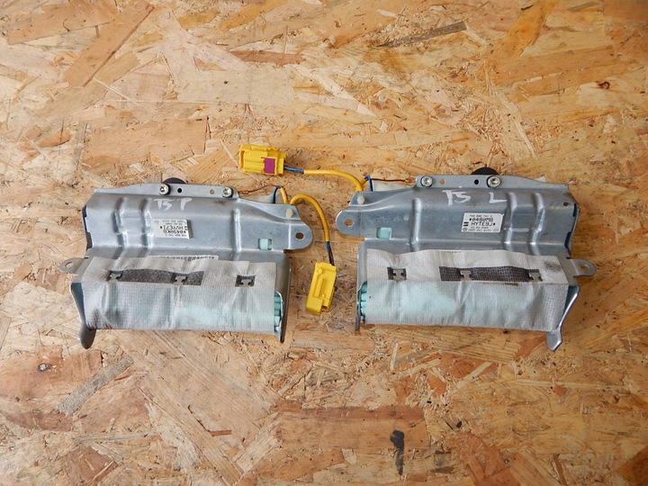 VW T5 AIR BAGS AIRBAG CURTAIN RIGHT 7H0880742C photo 1 - milautoparts-fr.ukrlive.com