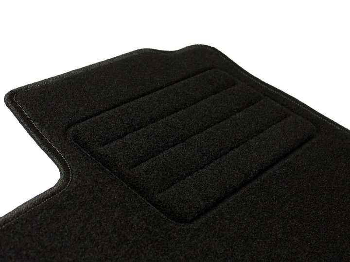 TAPIS POUR VW GOLF V 2003-2008 BASIC CARMAT photo 2 - milautoparts-fr.ukrlive.com