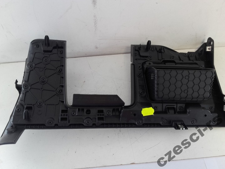 PROTECTION PANNEAUX VW GOLF VII 5G1858367 photo 2 - milautoparts-fr.ukrlive.com