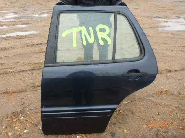 MERCEDES ML W163 97-05 DOOR REAR LEFT COMPLETE UNITS photo 1 - milautoparts-fr.ukrlive.com